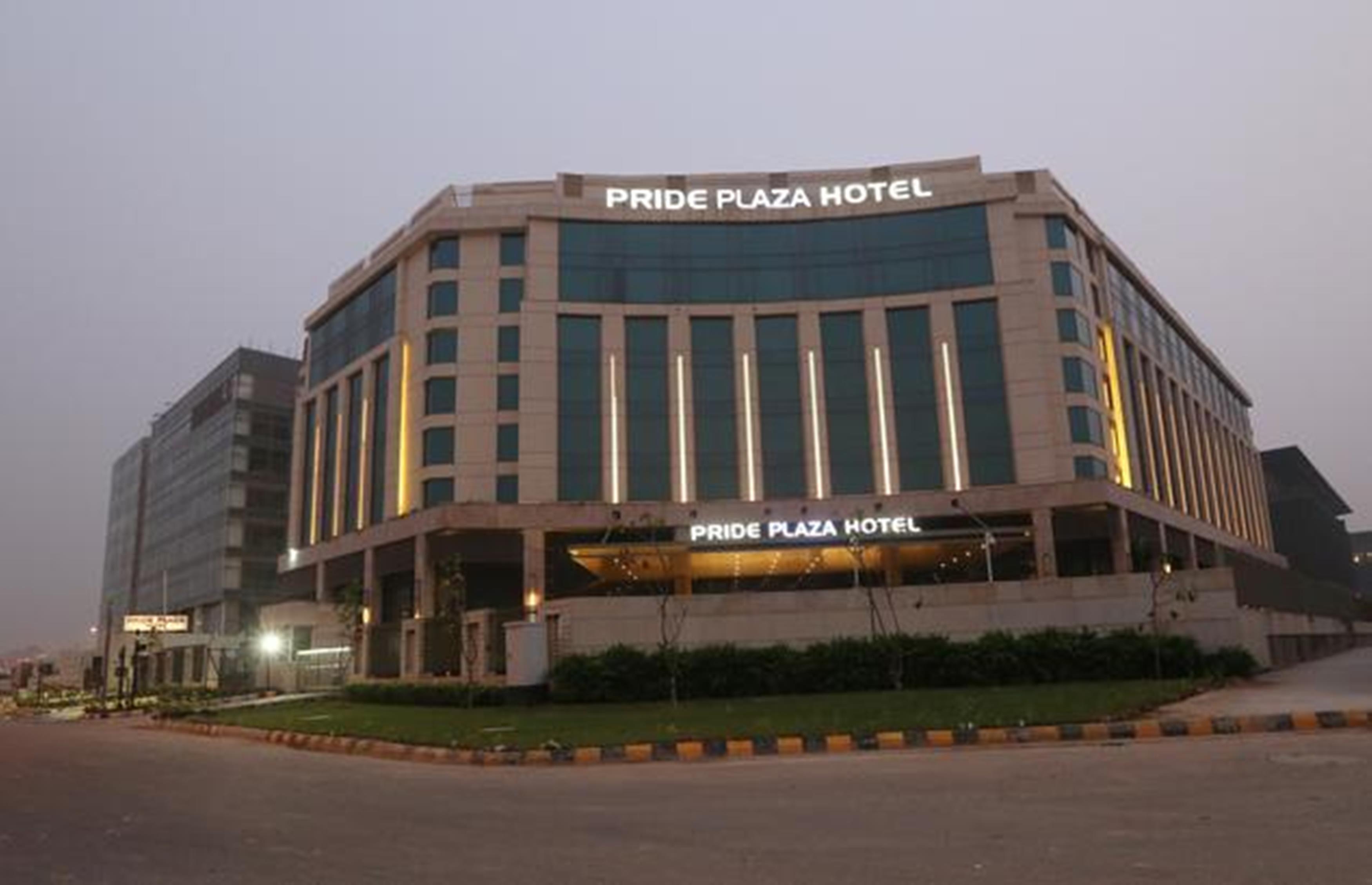 Pride Plaza Hotel, Aerocity 5*
